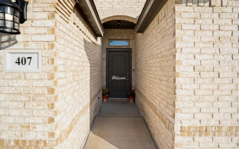 04 407 Stoneridge 3 850x530 1 768x479