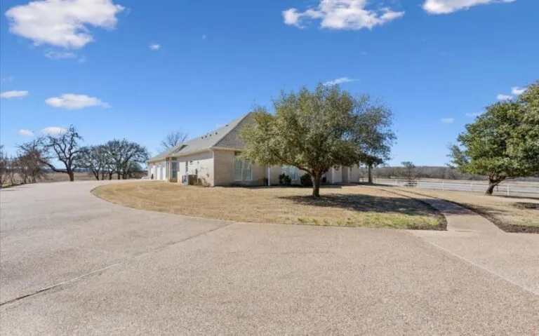 05 1001 FM 3370 33 Copy 850x530 1 768x479