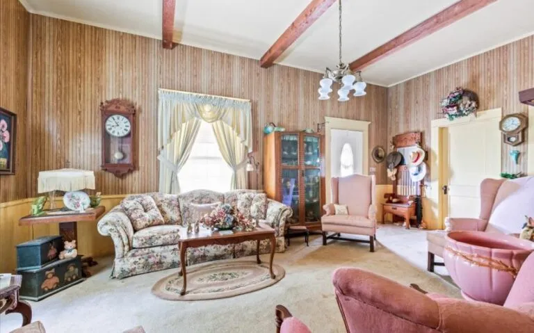 06 631 E Elm 4 Copy 850x530 1 768x479