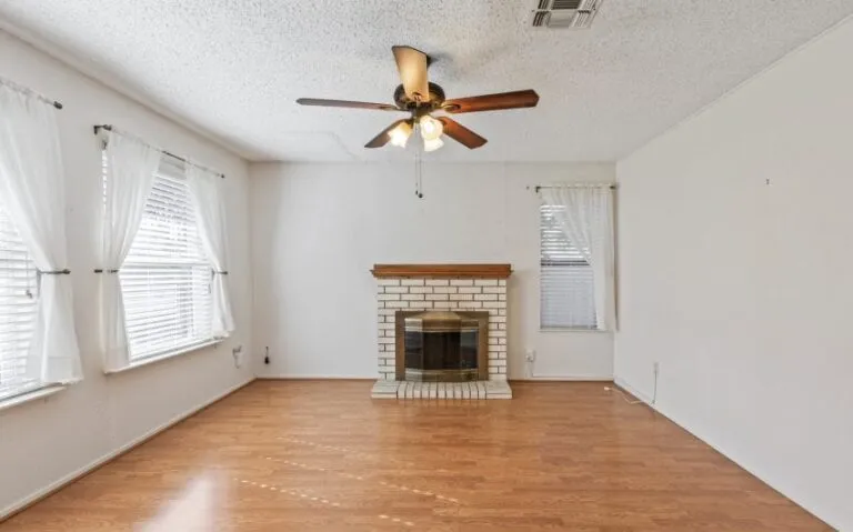 06 147 Tall Timber 20 mls 850x530 1 768x479