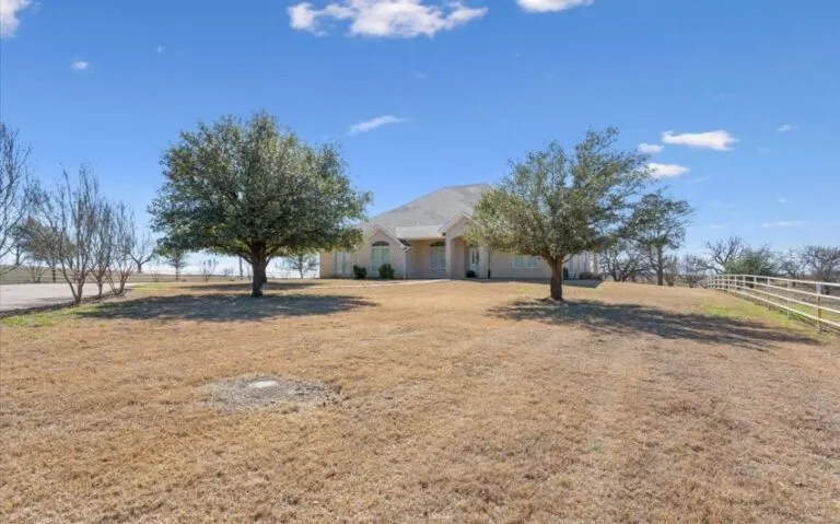 07 1001 FM 3370 32 Copy 850x530 1 768x479