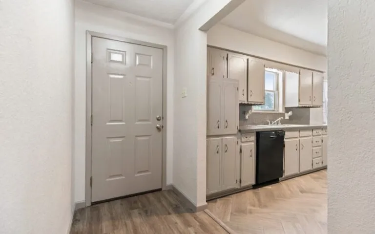 08 1001 Corsicana 8 mls 850x530 1 768x479