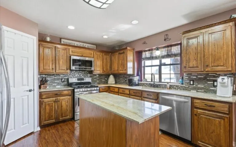 09 1624 HCR 2302 S 27 Copy 850x530 1 768x479