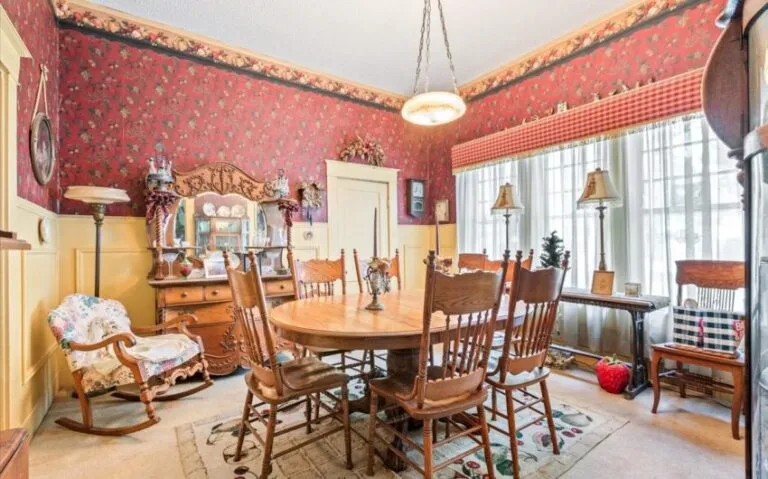 09 631 E Elm 5 Copy 850x530 1 768x479