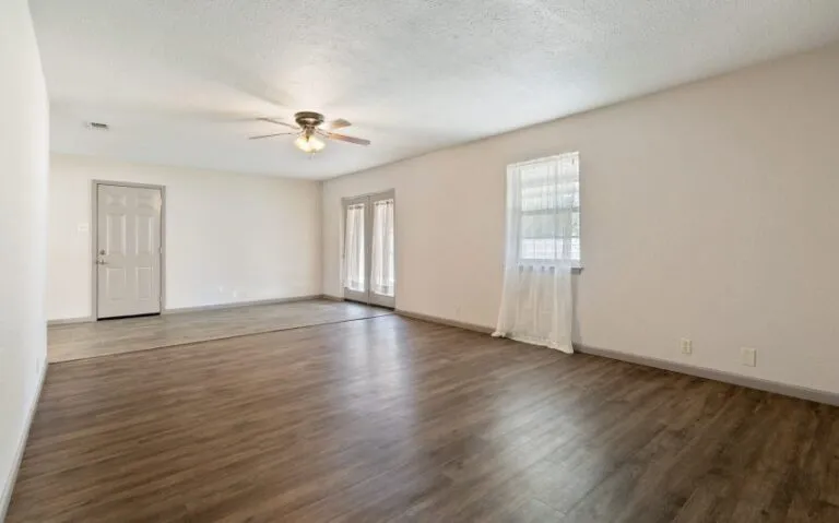 09 1001 Corsicana 9 mls 850x530 1 768x479