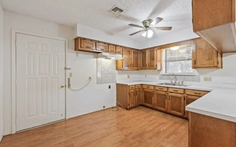 09 147 Tall Timber 17 mls 850x530 1 768x479