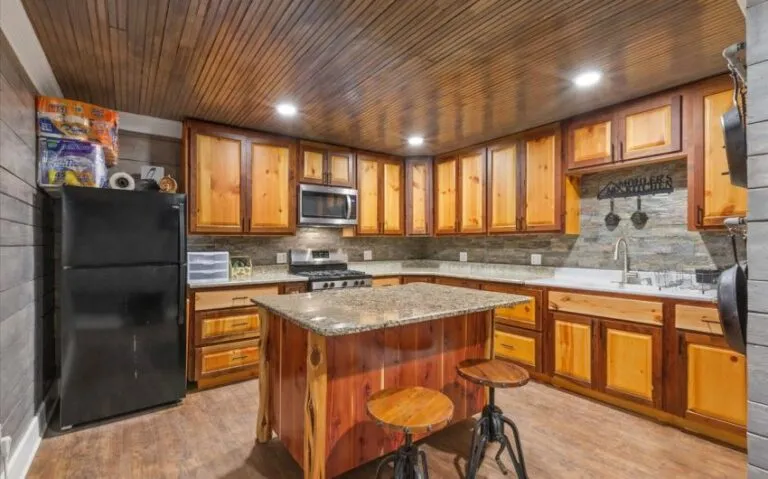 12 1624 HCR 2302 S 3 1 850x530 1 768x479