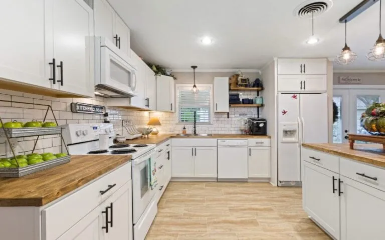 13 520 N Abbott 11 mls 850x530 1 768x479