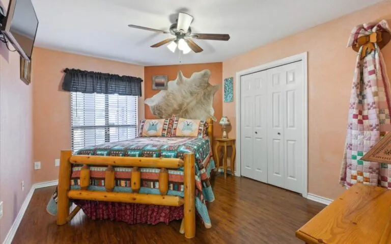 14 1624 HCR 2302 S 33 Copy 850x530 1 768x479