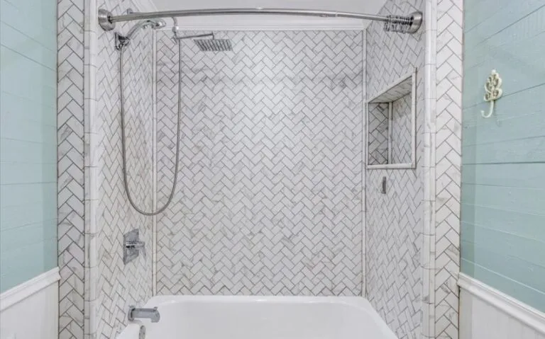 14 718 S Harrison 22 850x530 1 768x479