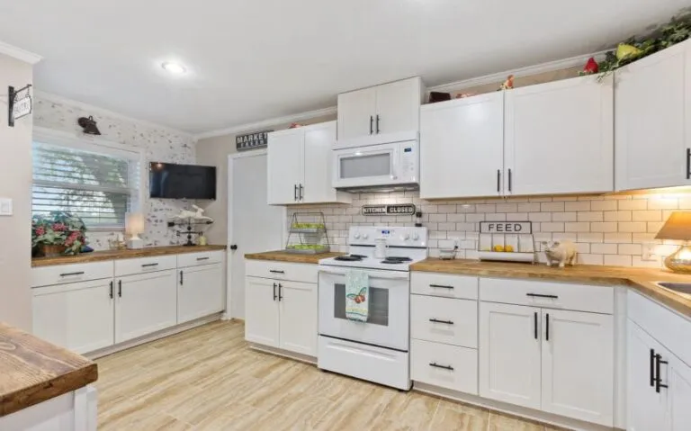 14 520 N Abbott 12 mls 850x530 1 768x479