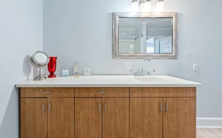 15 413 E Walnut 11 mls 850x530 1 768x479