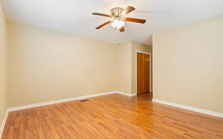 16 1016 E Franklin St 19 850x530 1 768x479