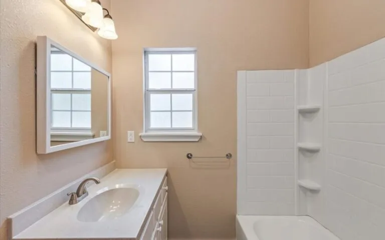 17 200 Francis St 18 850x530 1 768x479