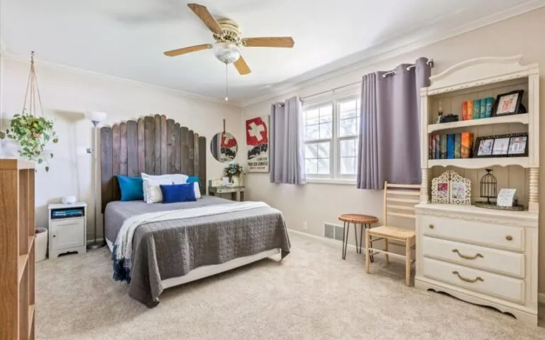 17 320 Carr St 19 850x530 1 768x479