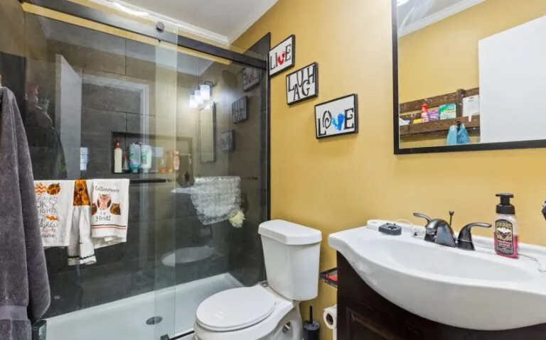 17 318 S Charles 26 mls 850x530 1 768x479