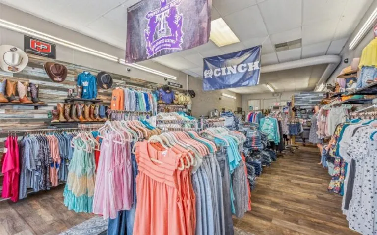 19 115 E Franklin 17 850x530 1 768x479