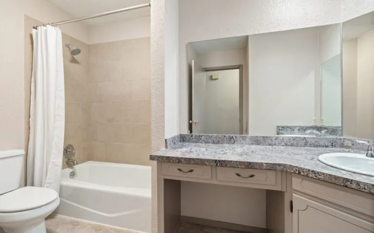 19 1001 Corsicana 25 mls 850x530 1 768x479