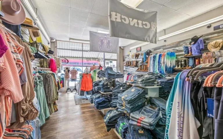 21 115 E Franklin 16 850x530 1 768x479