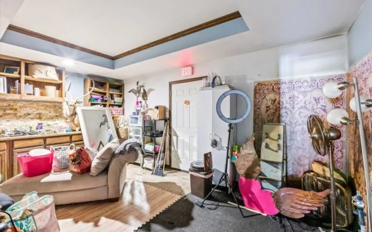 22 115 E Franklin 14 850x530 1 768x479