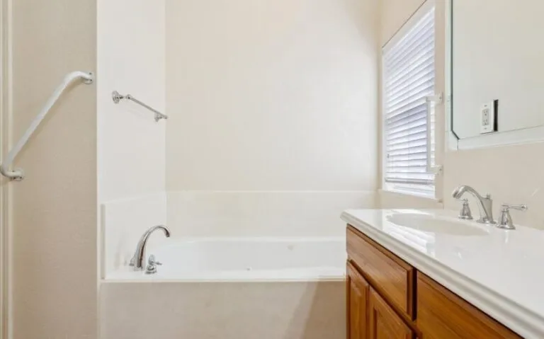 30 1001 FM 3370 26 850x530 1 768x479