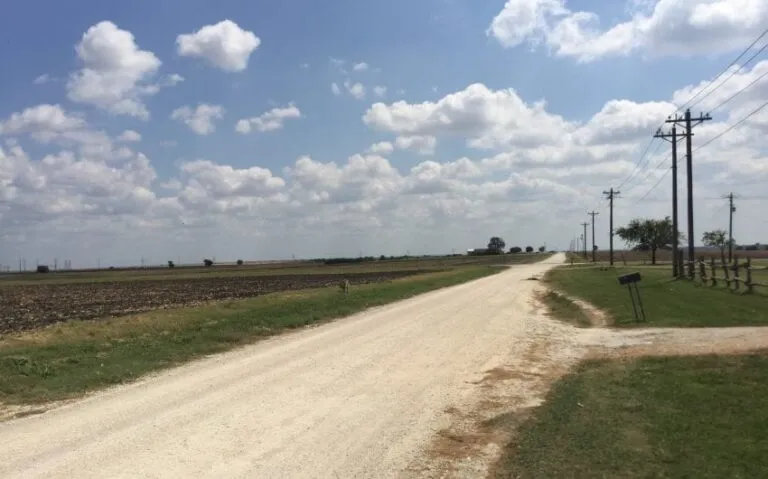 311 HCR 3110 N gravel road heading south 850x530 1 768x479