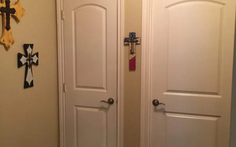 311 HCR 3110 doors to panty and utility room e1506032594302 768x479