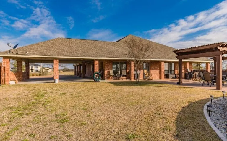 32 BN4A1357HDR 850x530 1 768x479